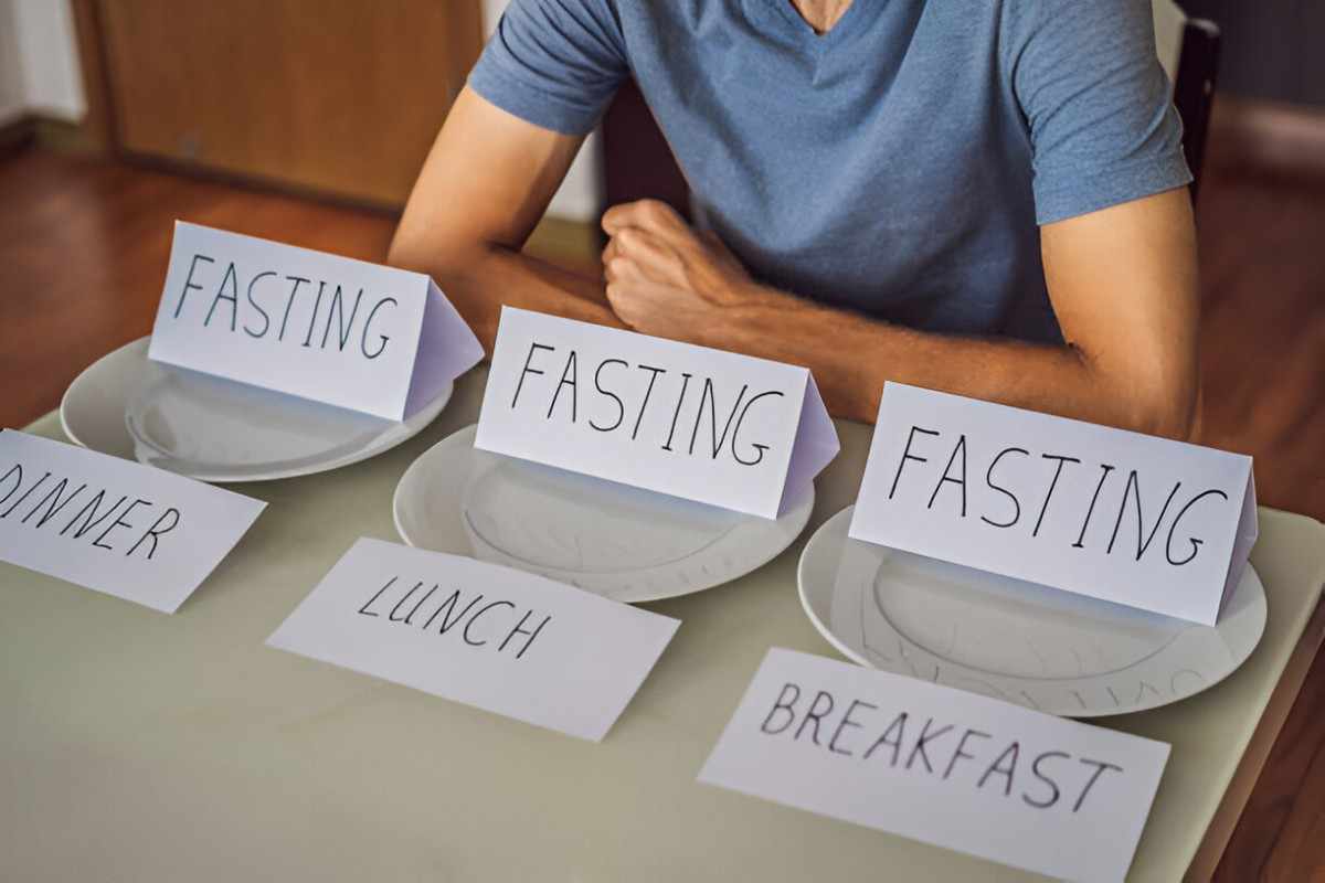 Exploring the Health Benefits of Fasting