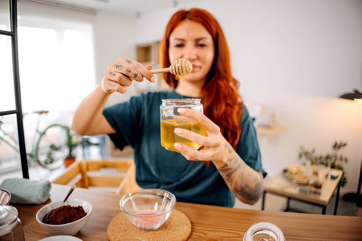 Harnessing the Sweet Health Benefits of Honey for Women