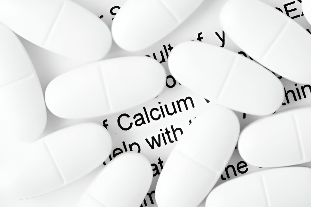 Navigating the Potential Side Effects of Calcium Tablets