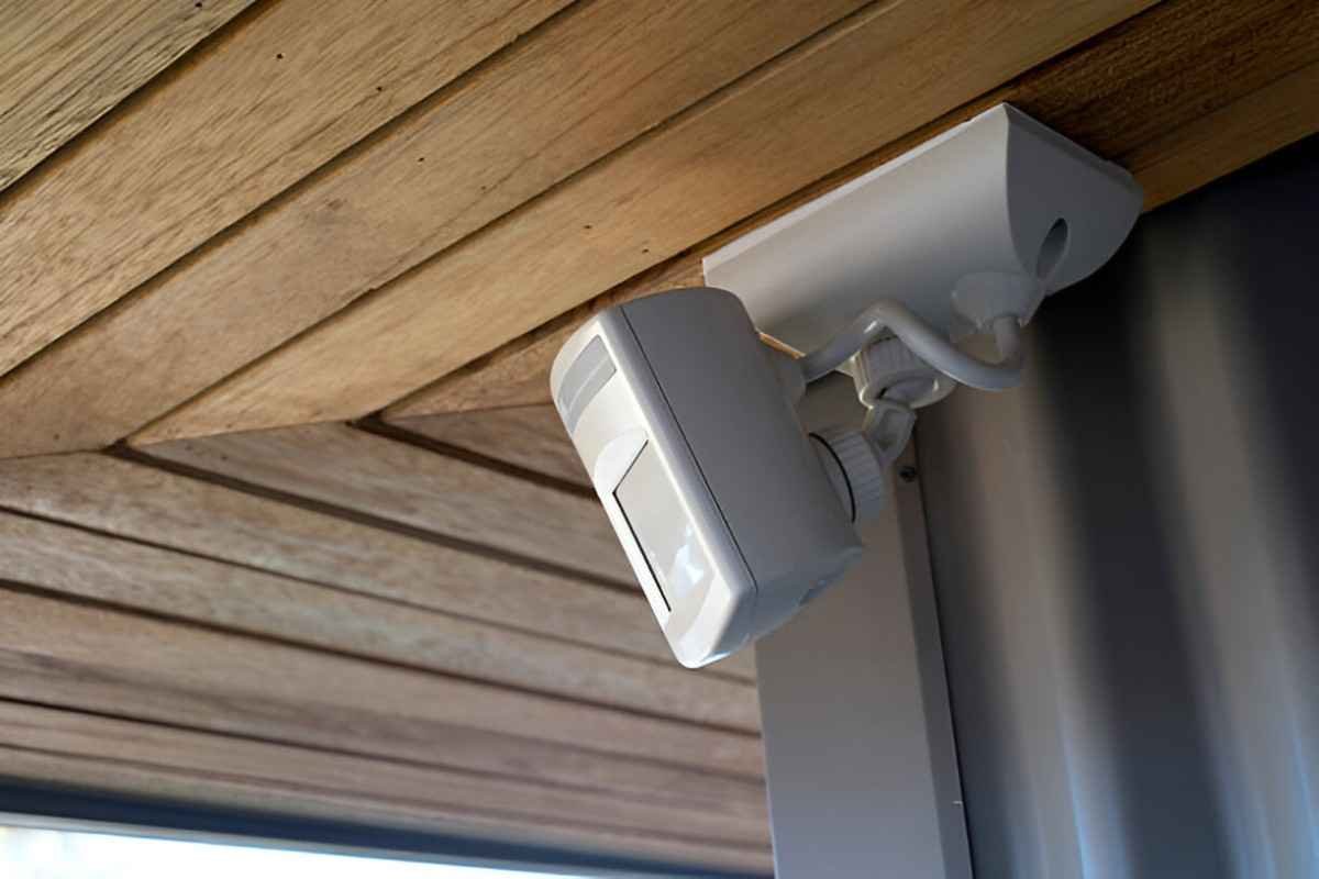 A Practical Buying Guide for the Best Motion Sensor Lights for Outdoors