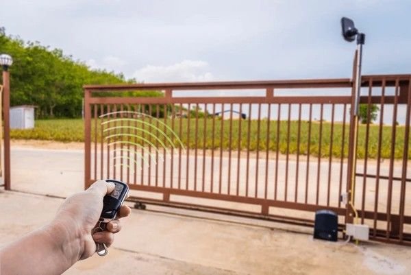 Best Smart Garage Door Openers with App Control A Comprehensive Buying Guide