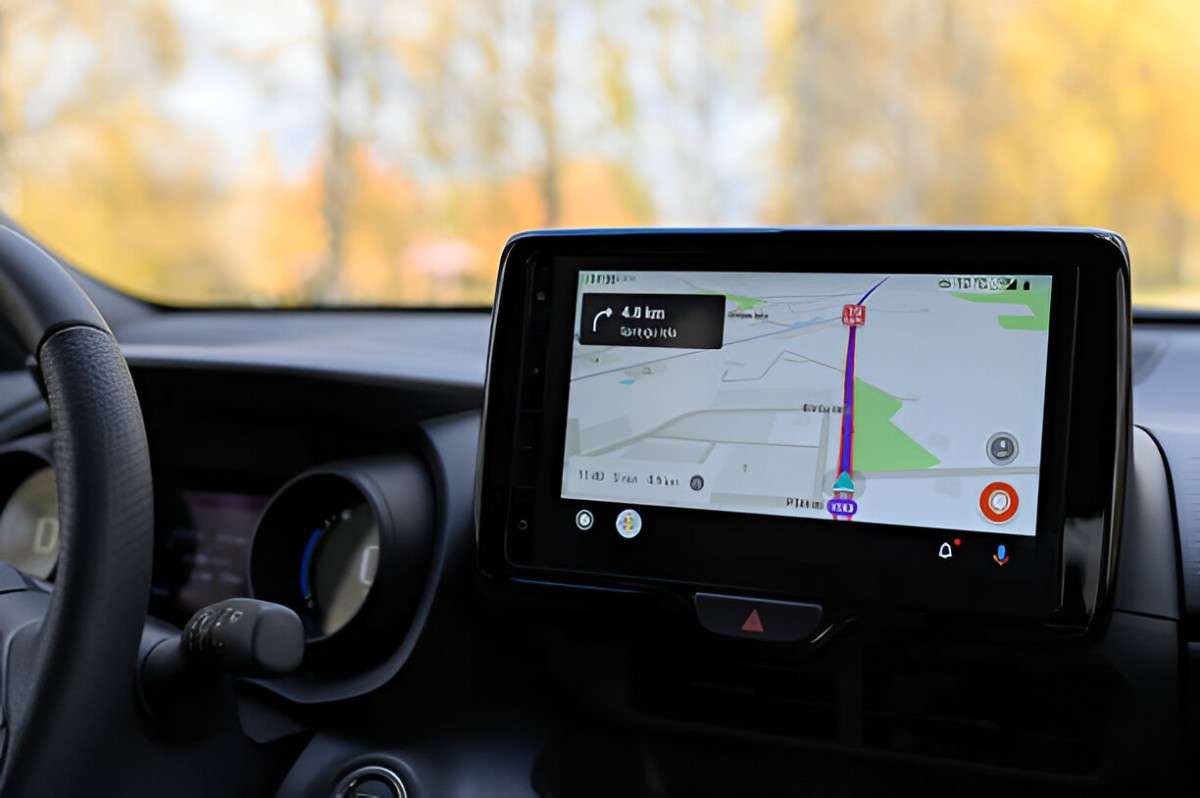 How to Buy the Best Car Dash Cameras with GPS A Complete Guide