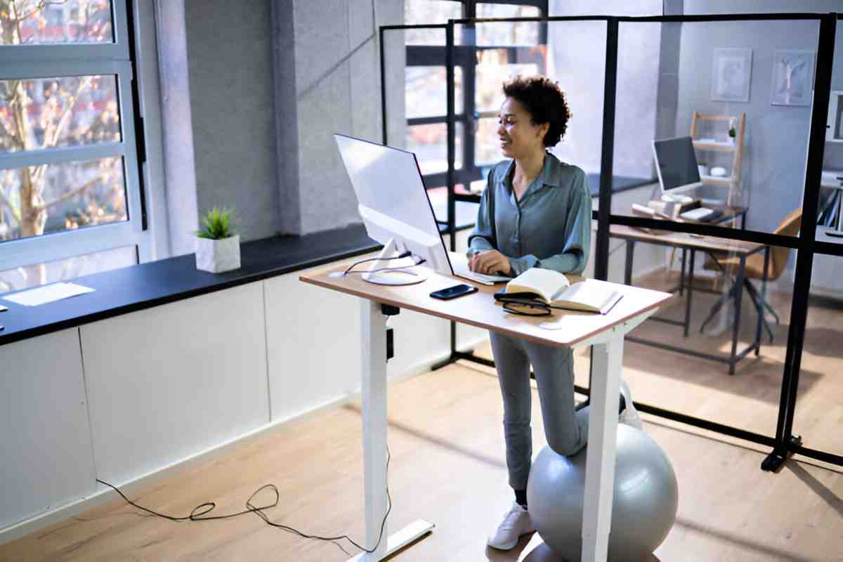 How to Buy the Best Electric Standing Desks A Complete Guide