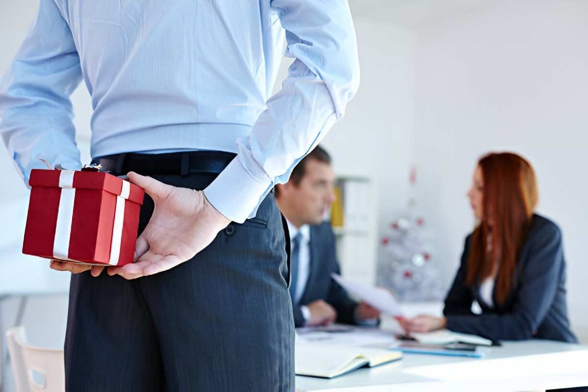 Last-Minute Corporate Gift Ideas for Busy Executives