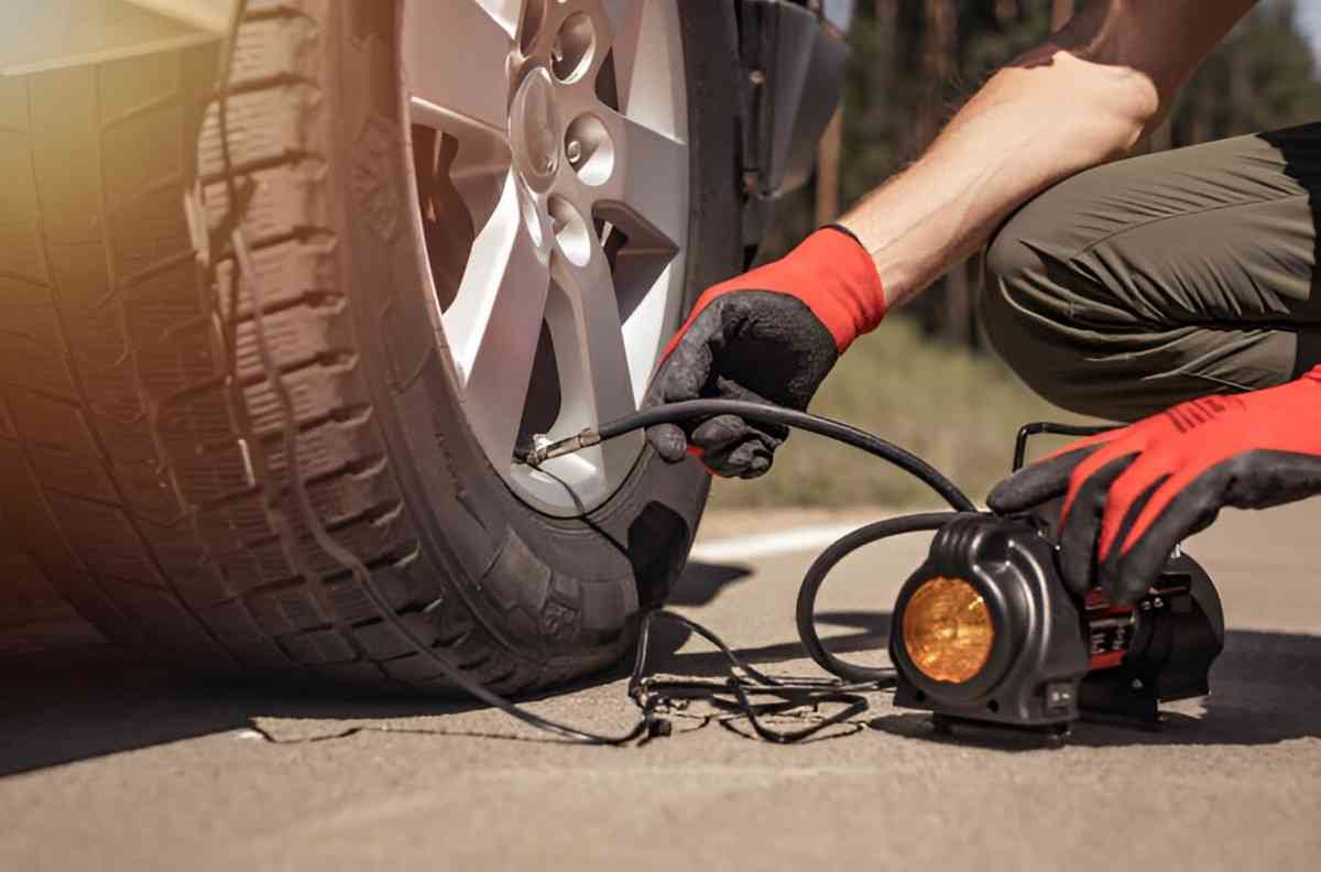 The Ultimate Buying Guide for the Best Portable Air Compressors for Cars