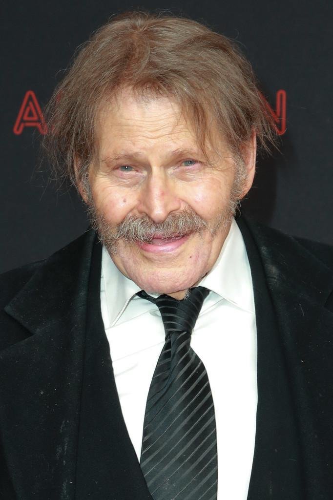 Veteran Actor Bruce Glover Passes Away at 92