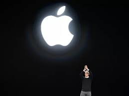 APPLE STOCK RALLIES AMID STRONG Q1 EARNINGS AND INNOVATIVE PRODUCT LAUN